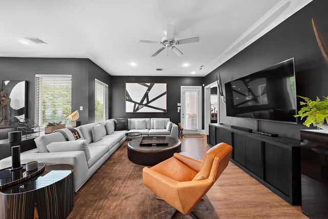 1304 Nashua Street, Houston, TX 77008