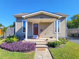 2604 Cochran Street, Houston, TX 77009