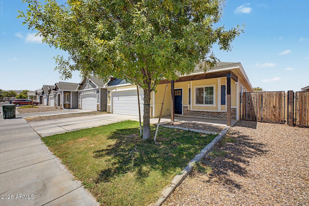 5034 S 11TH Place, Phoenix, AZ 85040 — photo 4