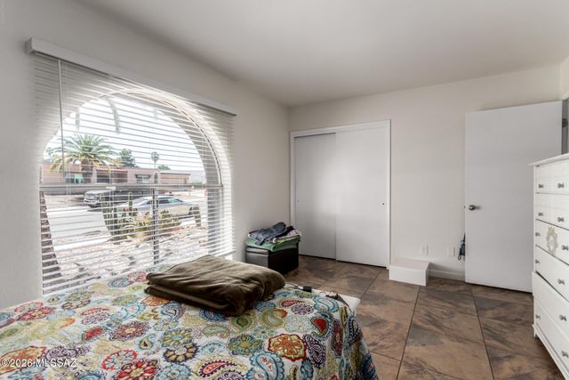 17 E Santa Belia, Green Valley, AZ 85614