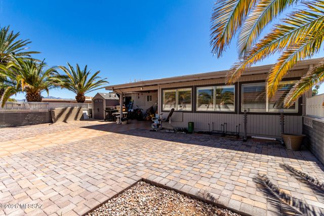 17 E Santa Belia, Green Valley, AZ 85614