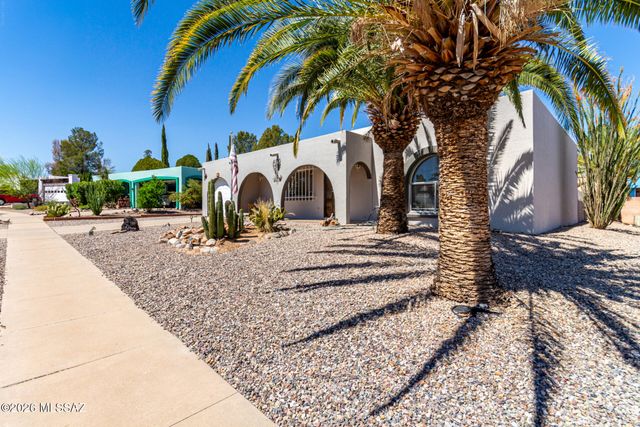 17 E Santa Belia, Green Valley, AZ 85614