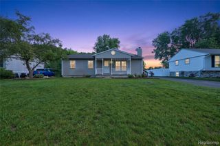778 Manzano Drive, Wolverine Lake, MI 48390