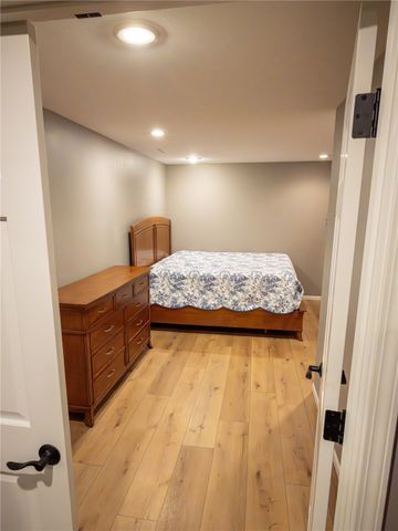 1432 Hickory Hollow Road NE, Solon, IA 52333