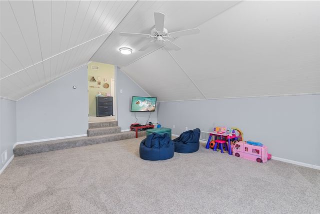 1432 Hickory Hollow Road NE, Solon, IA 52333