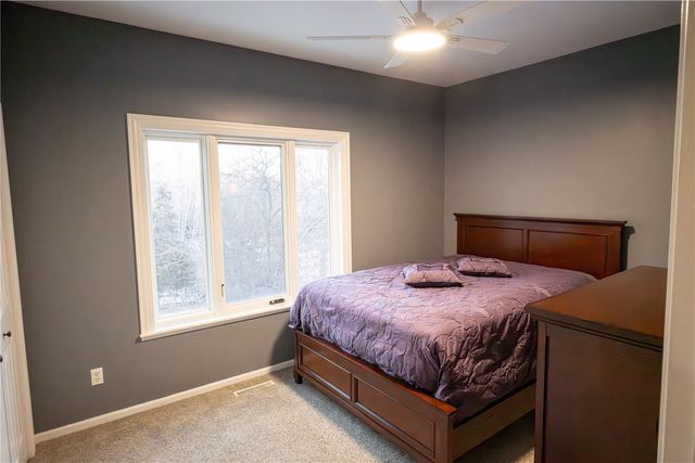 1432 Hickory Hollow Road NE, Solon, IA 52333