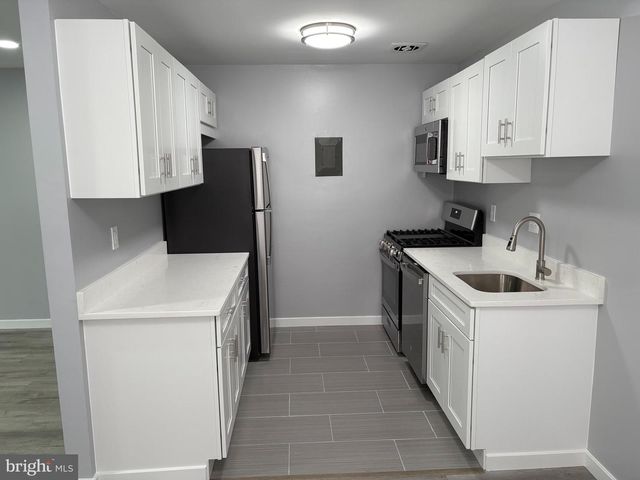 5464 85TH AVE #201, Hyattsville, MD 20784