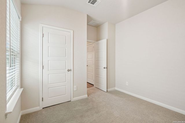 114 Barton Point, Cibolo, TX 78108