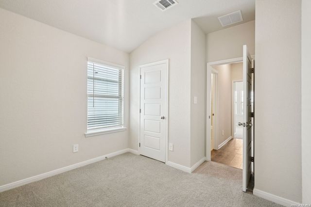 114 Barton Point, Cibolo, TX 78108