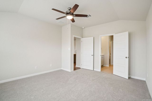 114 Barton Point, Cibolo, TX 78108