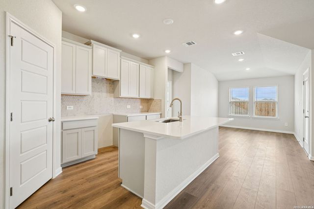 114 Barton Point, Cibolo, TX 78108