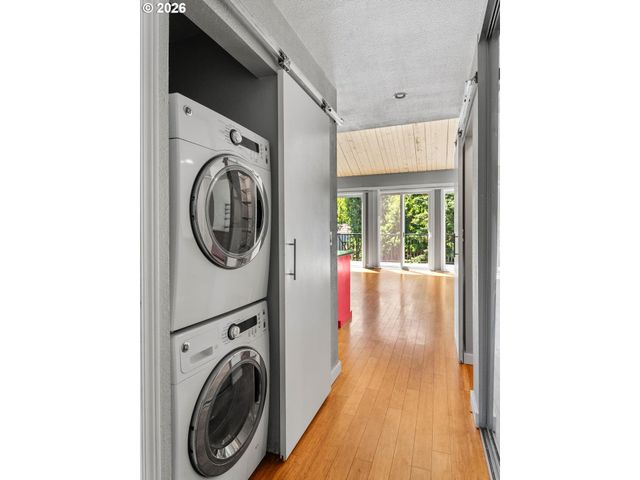 4 TOUCHSTONE 138, Lake Oswego, OR 97035