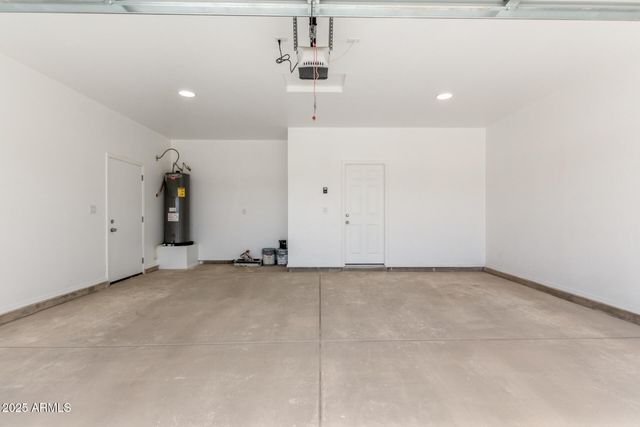 8335 W PINEVETA Drive, Arizona City, AZ 85123