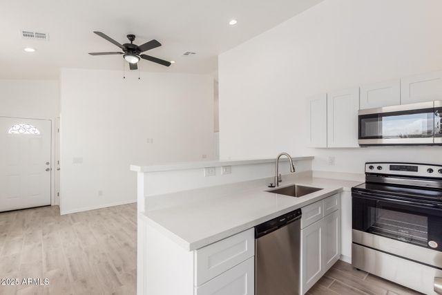 8335 W PINEVETA Drive, Arizona City, AZ 85123