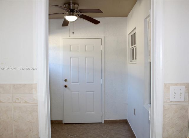 300 SW 8th St 302, Fort Lauderdale, FL 33315