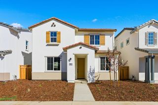 764 Barrett Lake Rd, West Sacramento, CA 95605