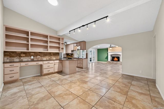 3626 SUGARHILL DR, San Antonio, TX 78230