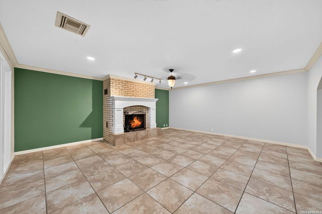 3626 SUGARHILL DR, San Antonio, TX 78230