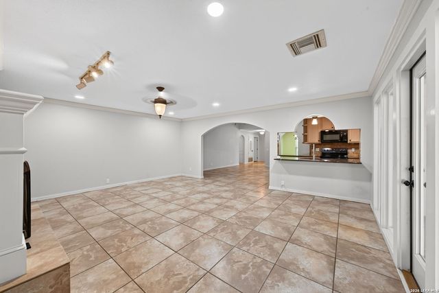 3626 SUGARHILL DR, San Antonio, TX 78230
