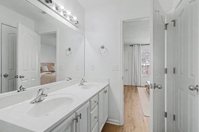 825 Kaylee Cir, Murfreesboro, TN 37128