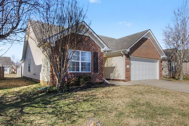 825 Kaylee Cir, Murfreesboro, TN 37128