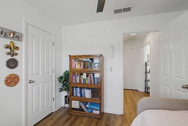 825 Kaylee Cir, Murfreesboro, TN 37128