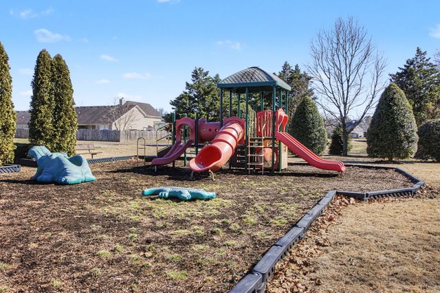 825 Kaylee Cir, Murfreesboro, TN 37128