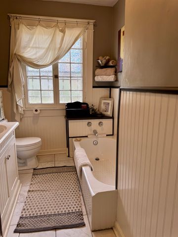 3544 FORREST AVE, Memphis, TN 38122