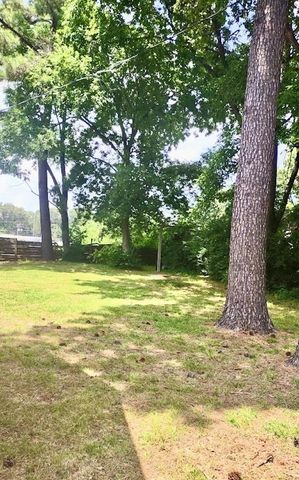 3544 FORREST AVE, Memphis, TN 38122