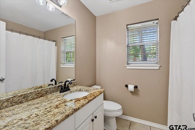 4 Huckleberry Lane, Star Harbor, TX 75148