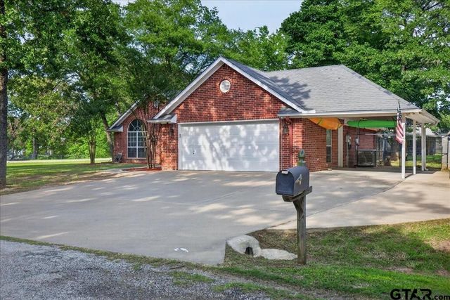 4 Huckleberry Lane, Star Harbor, TX 75148