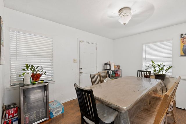 8927 Beckley View Avenue, Dallas, TX 75232