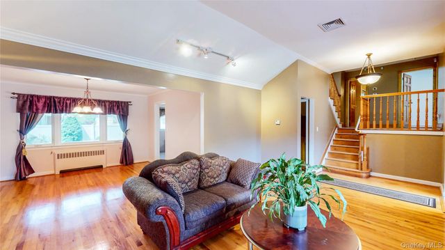 41 Westbrook Lane, Roosevelt, NY 11575