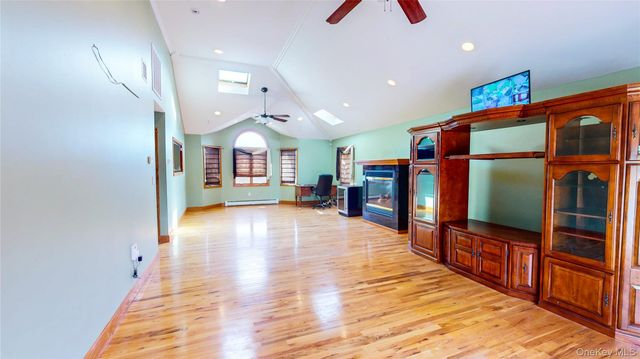 41 Westbrook Lane, Roosevelt, NY 11575