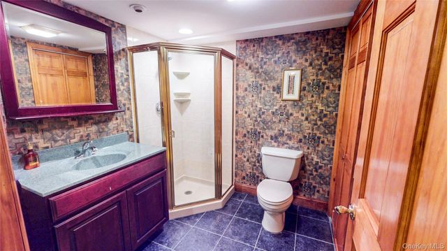 41 Westbrook Lane, Roosevelt, NY 11575