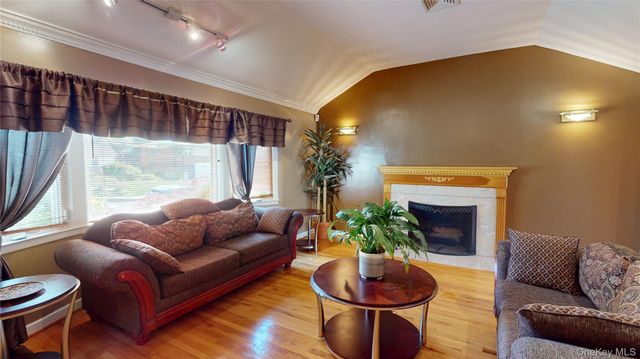 41 Westbrook Lane, Roosevelt, NY 11575
