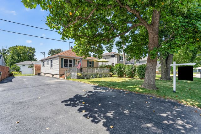 611 Table Street, Lockport, IL 60441