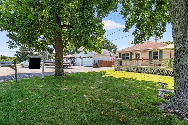 611 Table Street, Lockport, IL 60441