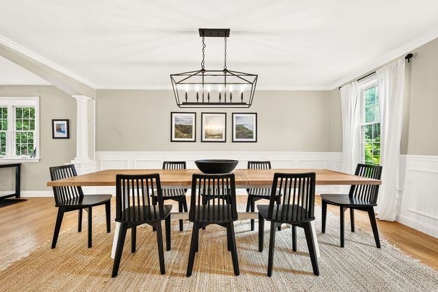 40 Flannery Ln, Wrentham, MA 02093
