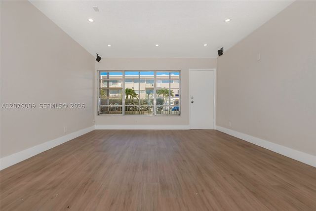 16800 NE 15th Ave 115, Miami, FL 33162