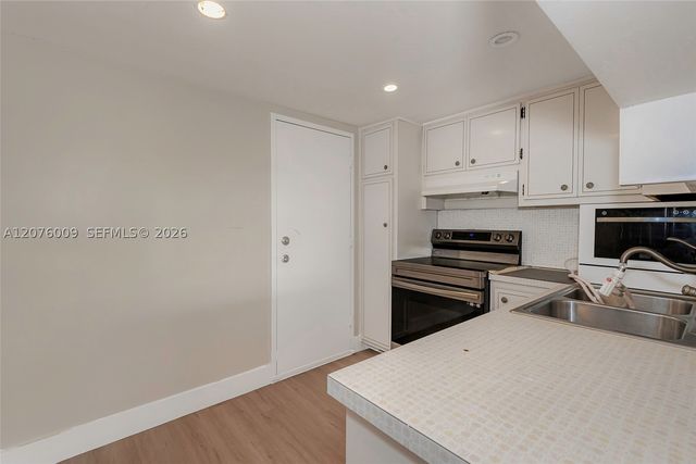 16800 NE 15th Ave 115, Miami, FL 33162