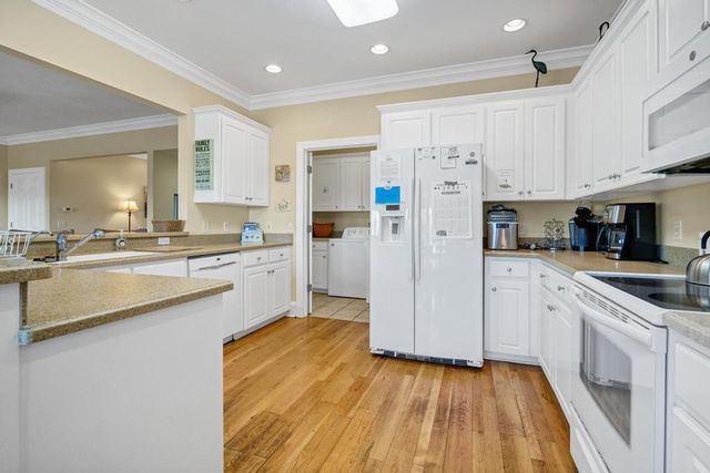 402 Pompano Street, Edisto Island, SC 29438