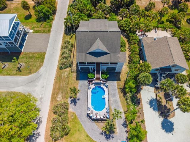 402 Pompano Street, Edisto Island, SC 29438