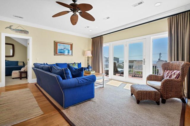 402 Pompano Street, Edisto Island, SC 29438