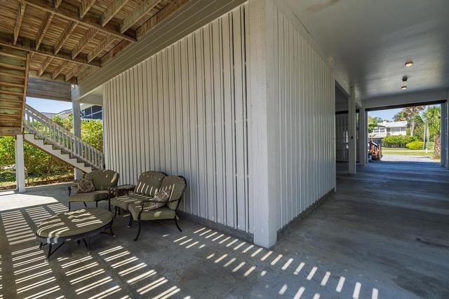 402 Pompano Street, Edisto Island, SC 29438