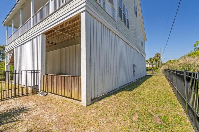 402 Pompano Street, Edisto Island, SC 29438