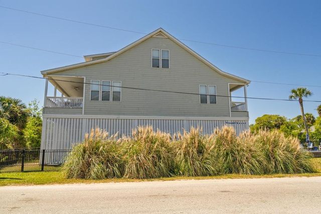402 Pompano Street, Edisto Island, SC 29438