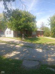 3944 Kivet Court, Indianapolis, IN 46235