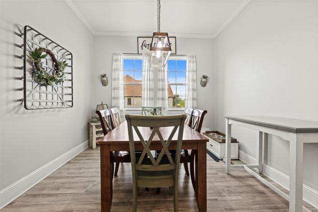 1307 Carnoustie Drive, Ennis, TX 75119