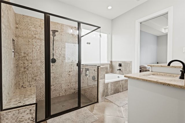 1307 Carnoustie Drive, Ennis, TX 75119